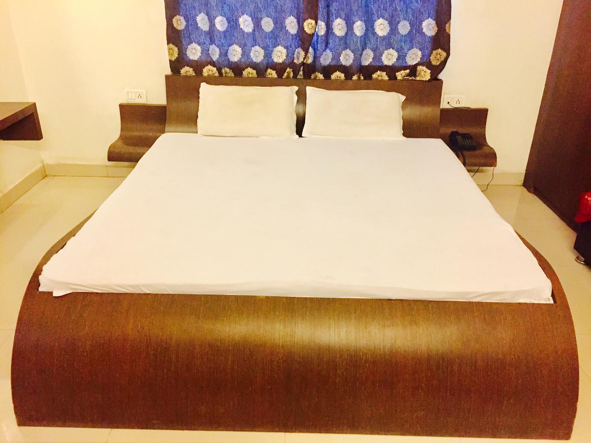 Hotel Shiva Sehore ภายนอก รูปภาพ